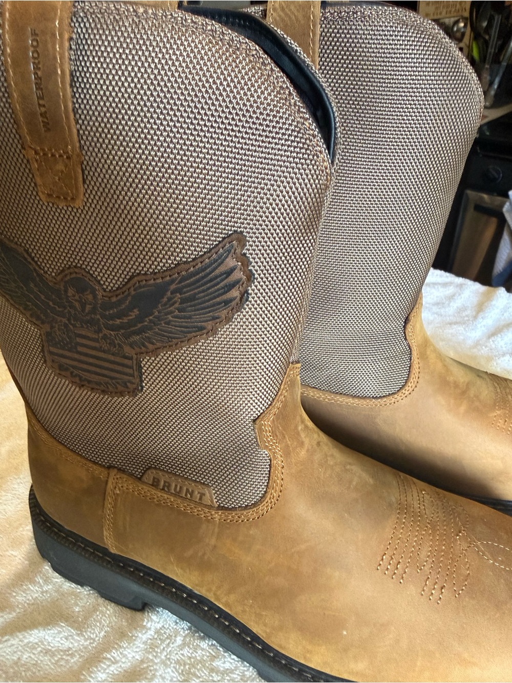 Brunt Men's The Eagle Vastbinder limited edition, American Eagle patch.